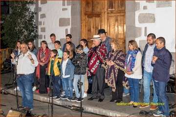  Valsequillo improvisa el verso (Foto Ildefonso Rodríguez)